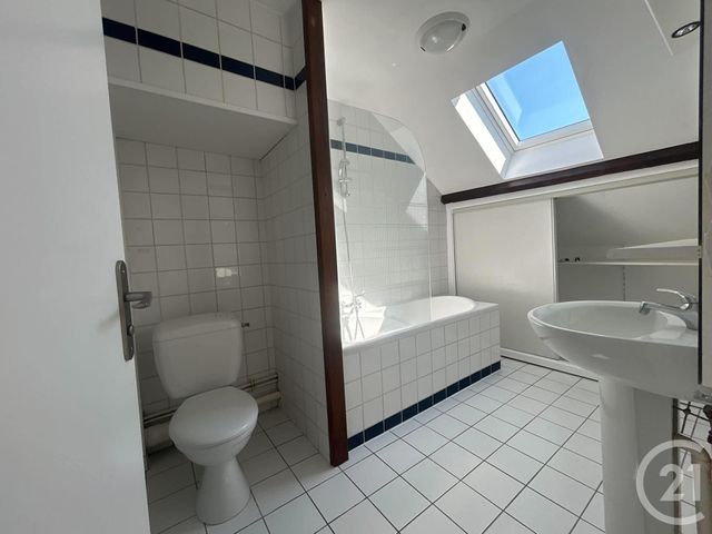 Appartement T3 &agrave; louer - 3 pi&egrave;ces - 74,44 m2 - Lens - 62 - NORD-PAS-DE-CALAIS