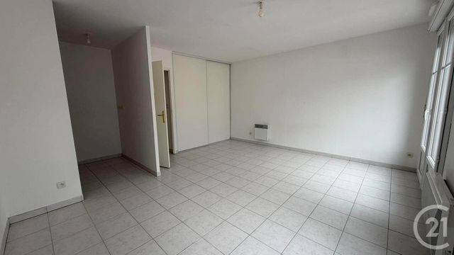 Appartement Studio &agrave; louer - 1 pi&egrave;ce - 31 m2 - Lievin - 62 - NORD-PAS-DE-CALAIS