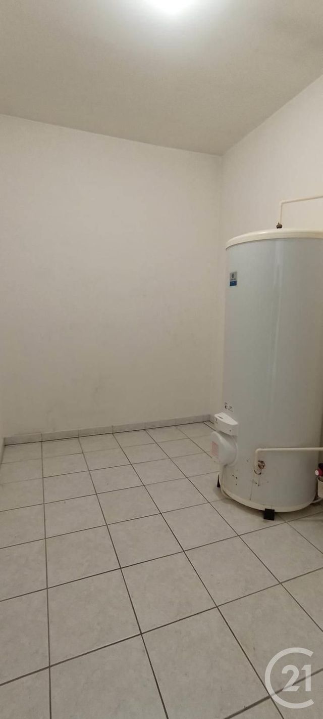 Appartement &agrave; louer - 3 pi&egrave;ces - 66,94 m2 - Lievin - 62 - NORD-PAS-DE-CALAIS