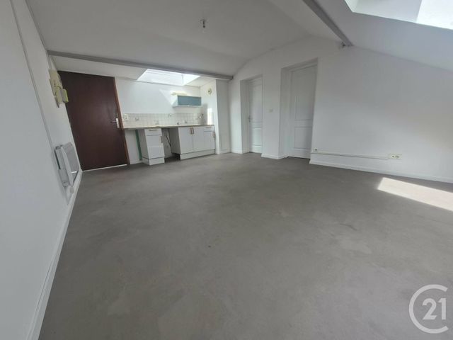 Appartement &agrave; louer - 2 pi&egrave;ces - 35,05 m2 - Lievin - 62 - NORD-PAS-DE-CALAIS
