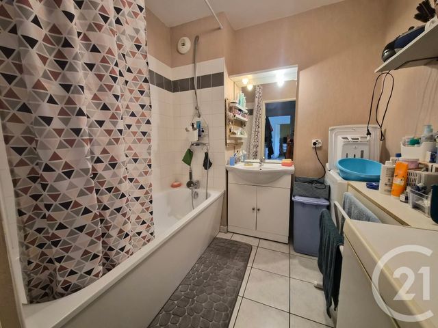 Appartement F3 &agrave; louer - 3 pi&egrave;ces - 54,68 m2 - Grenay - 62 - NORD-PAS-DE-CALAIS