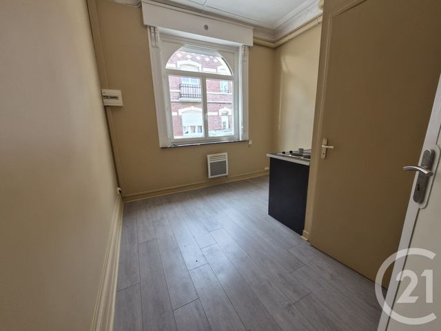 Appartement F1 &agrave; louer - 1 pi&egrave;ce - 11,10 m2 - Lens - 62 - NORD-PAS-DE-CALAIS