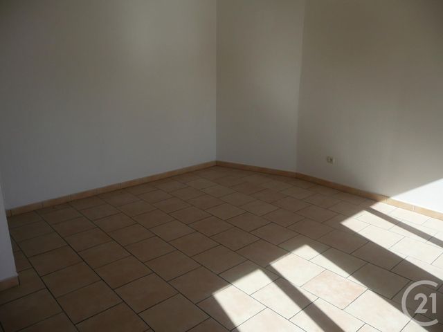 Appartement T2 &agrave; louer - 2 pi&egrave;ces - 40 m2 - Wingles - 62 - NORD-PAS-DE-CALAIS