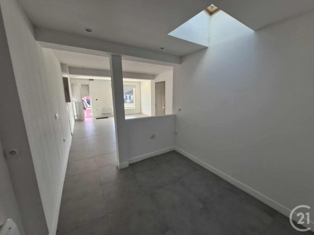 Appartement Local à louer - 2 pièces - 48,80 m2 - Loison Sous Lens - 62 - NORD-PAS-DE-CALAIS
