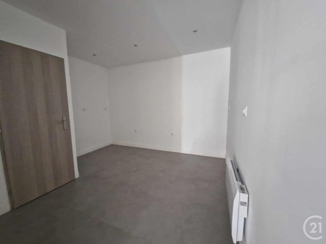 Appartement Local à louer - 2 pièces - 48,80 m2 - Loison Sous Lens - 62 - NORD-PAS-DE-CALAIS