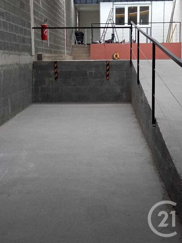 Maison à louer - 1 pièce - 180 m2 - Avion - 62 - NORD-PAS-DE-CALAIS