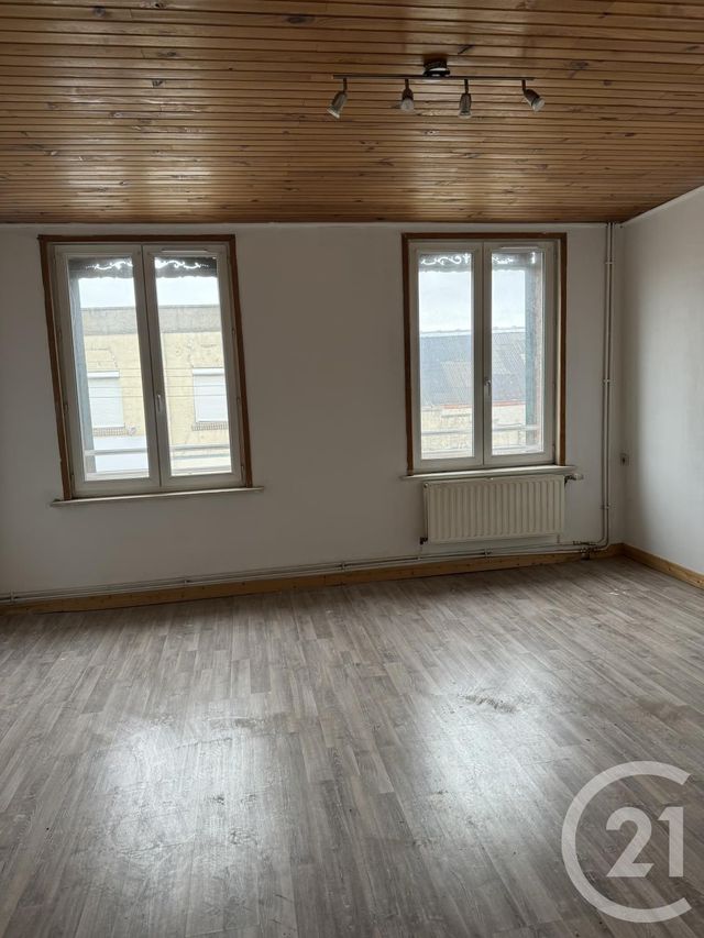 Appartement F3 à louer - 3 pièces - 113,84 m2 - Mazingarbe - 62 - NORD-PAS-DE-CALAIS