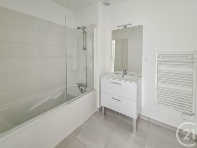 Appartement T4 à vendre - 4 pièces - 108 m2 - Combourg - 35 - BRETAGNE