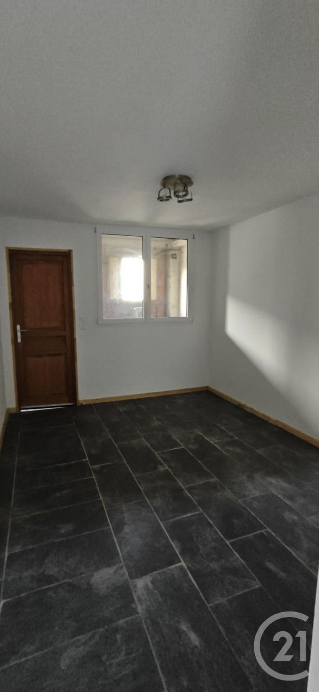 Maison &agrave; louer - 3 pi&egrave;ces - 76,57 m2 - Bazouges La Perouse - 35 - BRETAGNE