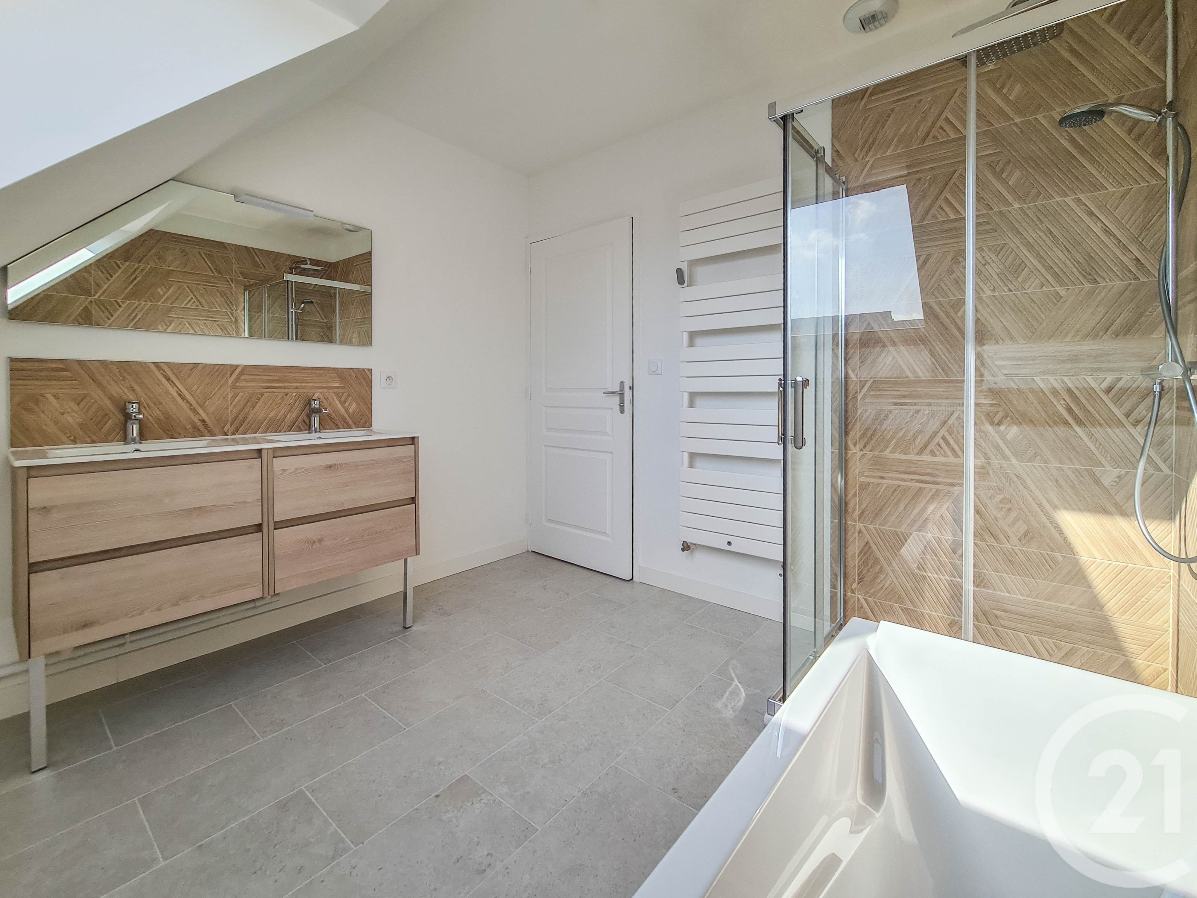 Maison à vendre - 5 pièces - 118 m2 - Combourg - 35 - BRETAGNE — 3