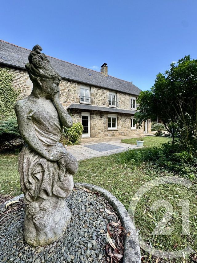 Maison à vendre - 7 pièces - 200 m2 - Plouasne - 22 - BRETAGNE