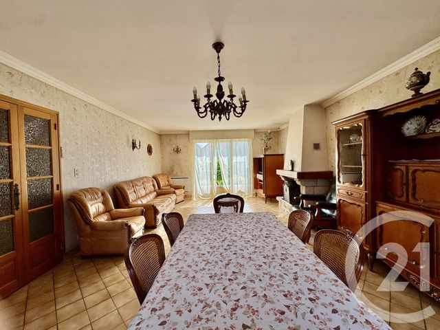 Prix immobilier HEDE BAZOUGES - Photo d’une maison vendue