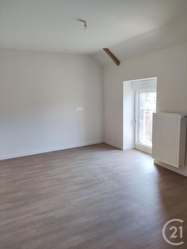 Maison à louer - 4 pièces - 145 m2 - Combourg - 35 - BRETAGNE