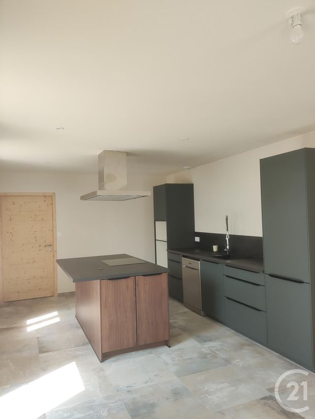 Maison à louer - 4 pièces - 145 m2 - Combourg - 35 - BRETAGNE