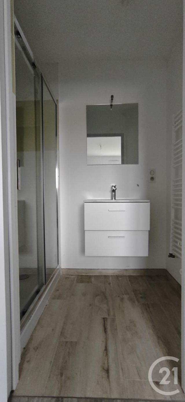 Maison &agrave; louer - 4 pi&egrave;ces - 104,32 m2 - Hede Bazouges - 35 - BRETAGNE