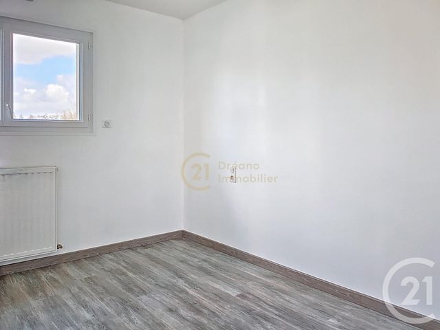 Maison &agrave; louer - 5 pi&egrave;ces - 104,32 m2 - Hede Bazouges - 35 - BRETAGNE