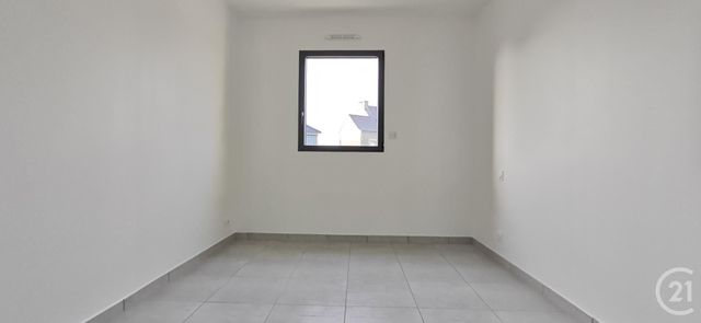 Maison &agrave; louer - 3 pi&egrave;ces - 74,42 m2 - Combourg - 35 - BRETAGNE