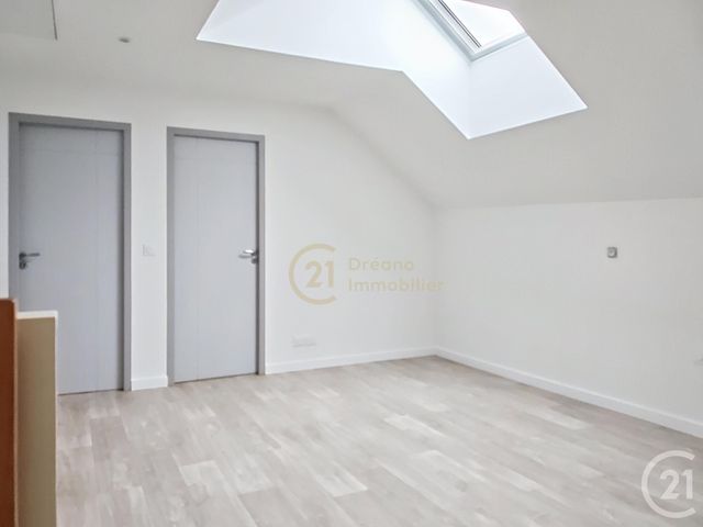 Maison &agrave; louer - 5 pi&egrave;ces - 131 m2 - Epiniac - 35 - BRETAGNE