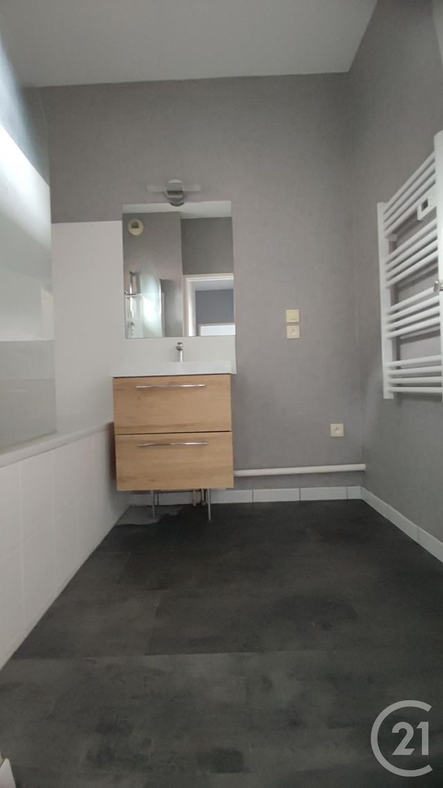 Appartement F2 &agrave; louer - 2 pi&egrave;ces - 47,60 m2 - Hede Bazouges - 35 - BRETAGNE