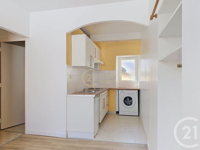 immeuble - ST MEEN LE GRAND - 35