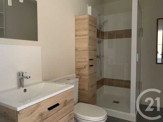 Appartement T1 &agrave; louer - 1 pi&egrave;ce - 32,97 m2 - Chateauroux - 36 - CENTRE