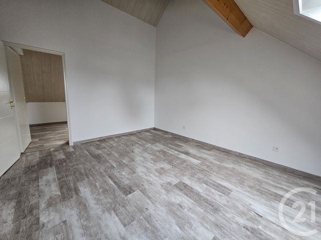 Maison &agrave; louer - 5 pi&egrave;ces - 144 m2 - Sassierges St Germain - 36 - CENTRE