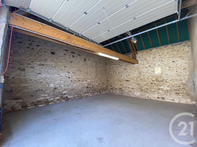 Maison &agrave; louer - 5 pi&egrave;ces - 144 m2 - Sassierges St Germain - 36 - CENTRE