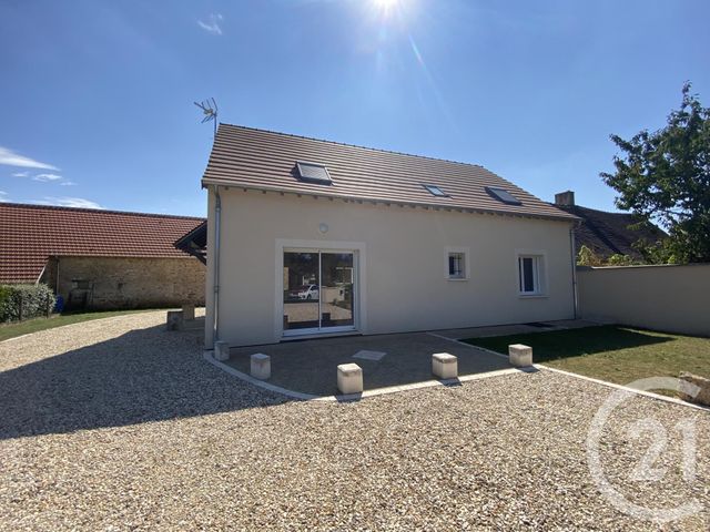 Maison &agrave; louer - 5 pi&egrave;ces - 144 m2 - Sassierges St Germain - 36 - CENTRE