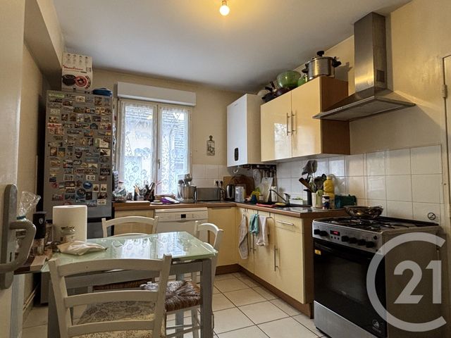 Maison &agrave; louer - 4 pi&egrave;ces - 91,83 m2 - Chateauroux - 36 - CENTRE
