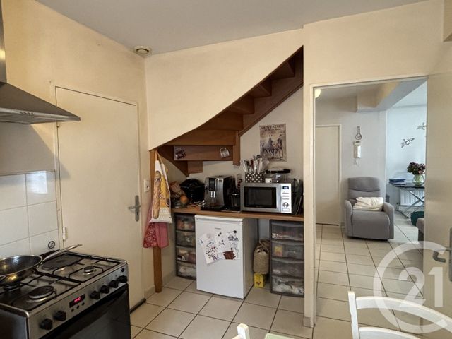 Maison &agrave; louer - 4 pi&egrave;ces - 91,83 m2 - Chateauroux - 36 - CENTRE