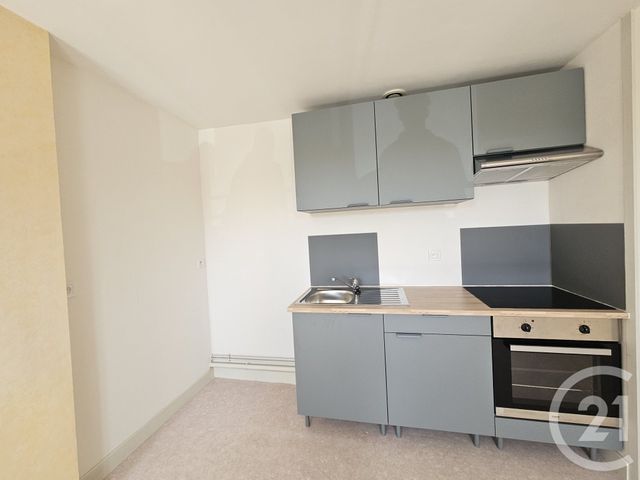 Appartement T2 &agrave; louer - 2 pi&egrave;ces - 38,10 m2 - Levroux - 36 - CENTRE