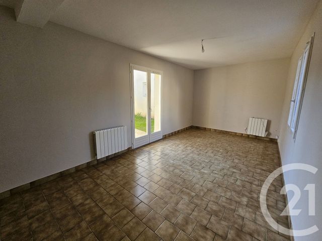 Maison &agrave; louer - 4 pi&egrave;ces - 91,51 m2 - Villedieu Sur Indre - 36 - CENTRE