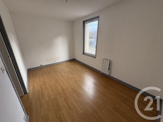 Appartement T2 &agrave; louer - 2 pi&egrave;ces - 37,24 m2 - Issoudun - 36 - CENTRE