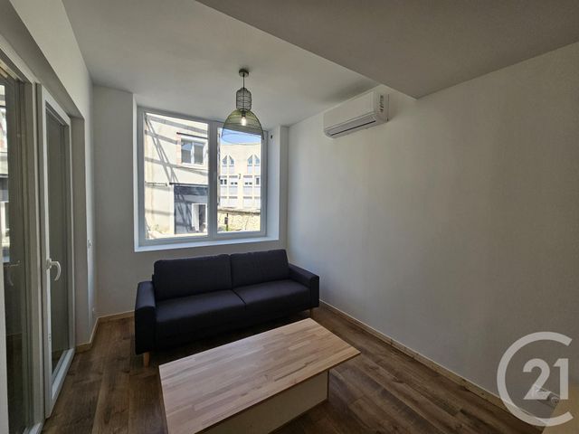 Appartement T2 &agrave; louer - 2 pi&egrave;ces - 45 m2 - Chateauroux - 36 - CENTRE