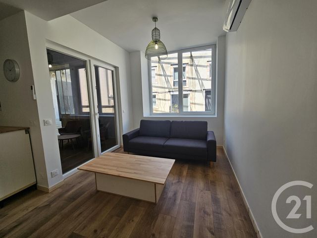 Appartement T2 &agrave; louer - 2 pi&egrave;ces - 45 m2 - Chateauroux - 36 - CENTRE