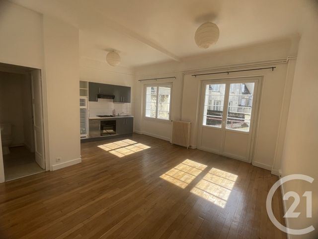 Appartement T2 &agrave; louer - 2 pi&egrave;ces - 42,60 m2 - Chateauroux - 36 - CENTRE