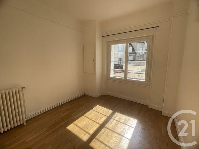 Appartement T2 &agrave; louer - 2 pi&egrave;ces - 42,60 m2 - Chateauroux - 36 - CENTRE
