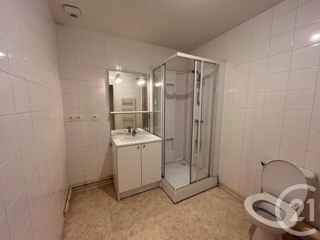 Appartement T2 &agrave; louer - 2 pi&egrave;ces - 48,01 m2 - Chateauroux - 36 - CENTRE