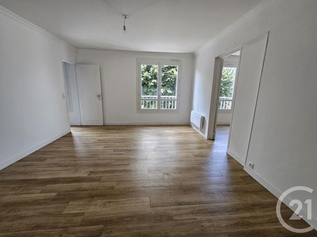 Appartement T4 &agrave; louer - 4 pi&egrave;ces - 88,16 m2 - Chateauroux - 36 - CENTRE