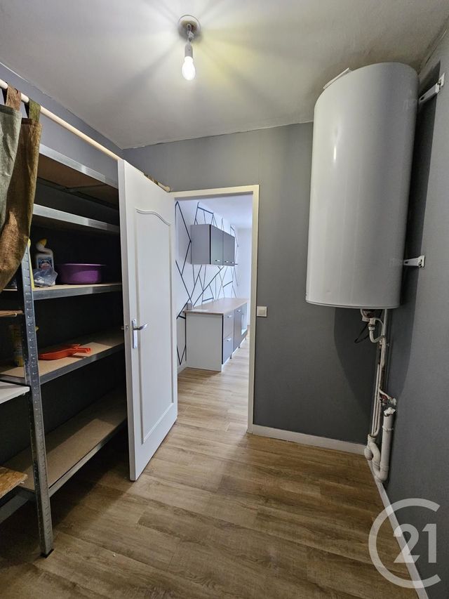 Appartement T4 &agrave; louer - 4 pi&egrave;ces - 88,16 m2 - Chateauroux - 36 - CENTRE