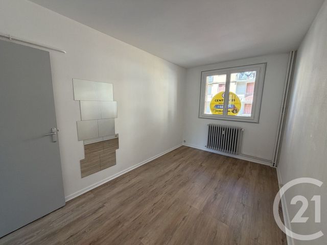 Appartement T2 &agrave; louer - 2 pi&egrave;ces - 43,26 m2 - Chateauroux - 36 - CENTRE