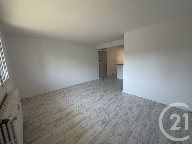 Appartement T2 &agrave; louer - 2 pi&egrave;ces - 43,26 m2 - Chateauroux - 36 - CENTRE