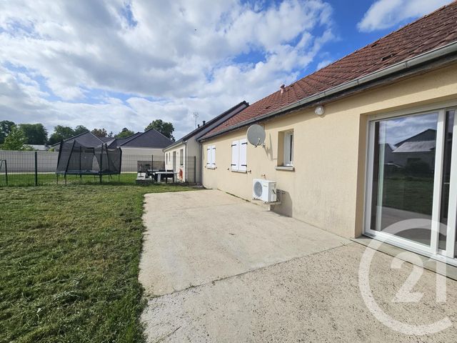 Maison &agrave; louer - 3 pi&egrave;ces - 75 m2 - Luant - 36 - CENTRE
