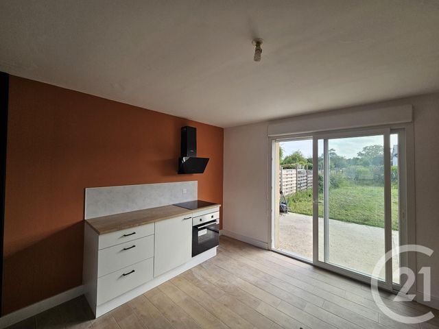 Maison &agrave; louer - 3 pi&egrave;ces - 75 m2 - Luant - 36 - CENTRE