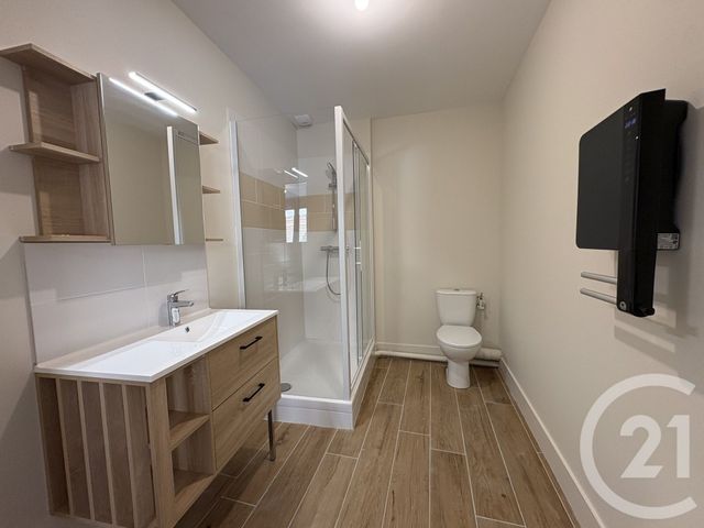 Appartement T3 &agrave; louer - 3 pi&egrave;ces - 89,85 m2 - Chateauroux - 36 - CENTRE