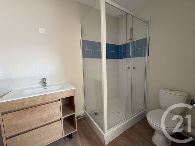 Appartement T3 &agrave; louer - 3 pi&egrave;ces - 61,43 m2 - Chateauroux - 36 - CENTRE