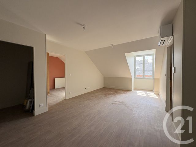 Appartement T3 &agrave; louer - 3 pi&egrave;ces - 61,43 m2 - Chateauroux - 36 - CENTRE