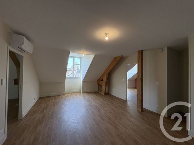 Appartement T3 &agrave; louer - 3 pi&egrave;ces - 67,91 m2 - Chateauroux - 36 - CENTRE
