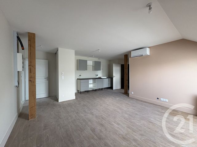 Appartement T2 &agrave; louer - 2 pi&egrave;ces - 48,99 m2 - Chateauroux - 36 - CENTRE