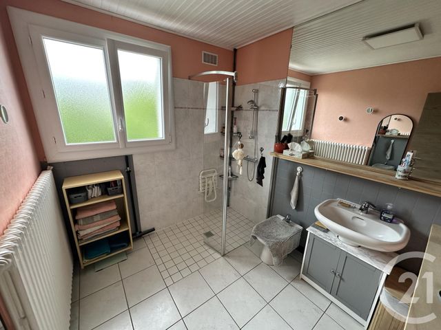 Maison &agrave; vendre - 6 pi&egrave;ces - 118,24 m2 - Chateauroux - 36 - CENTRE